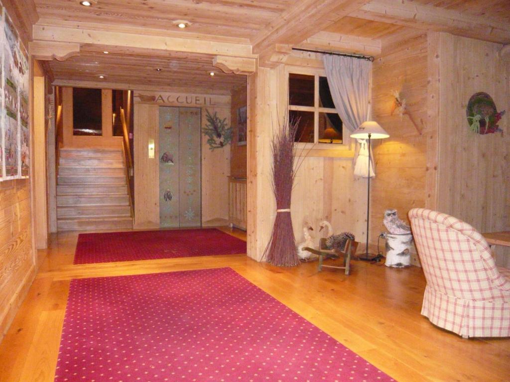 Aux Ducs De Savoie Hotel Combloux Exterior photo